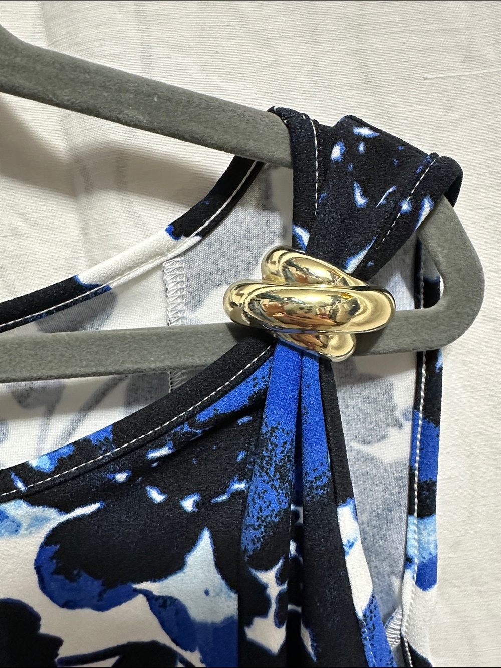 Anne Klein White Tank with Blue and Black Floral Motif - Picture 3 of 4